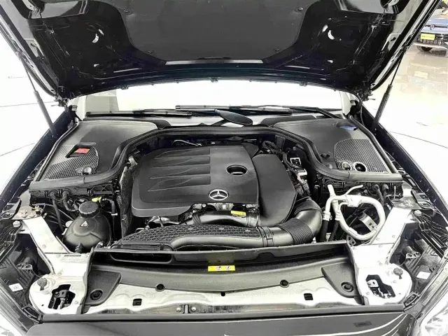 Mercedes-Benz E-Class — Фото автомобиля 17