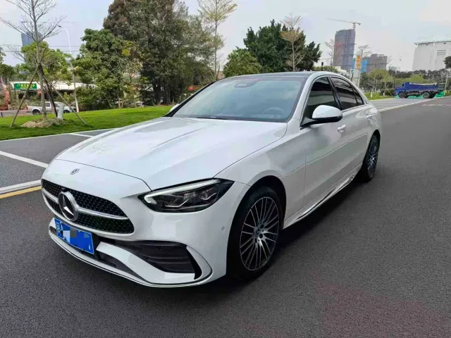Mercedes-Benz C-Class — Фото автомобиля 2