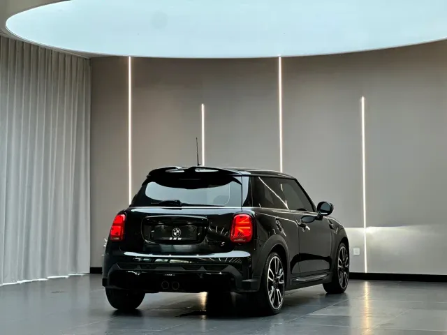 MINI Hatch — Фото автомобиля 8