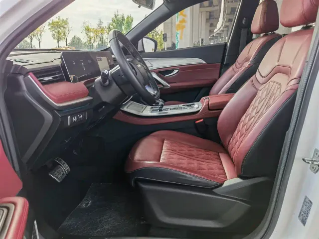 Jetour X70 Plus — Фото автомобиля 11