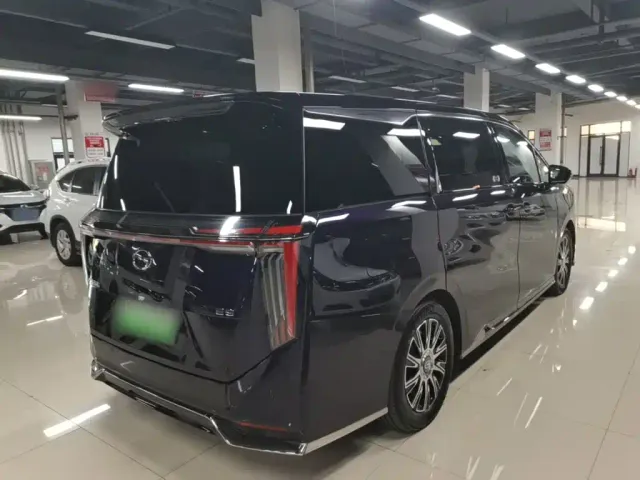 GAC Trumpchi E9 — Фото автомобиля 6