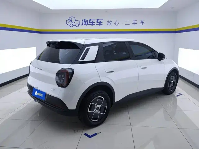 GAC Aion UT — Фото автомобиля 3