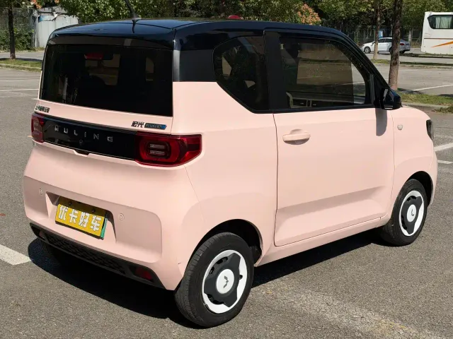 Wuling Hongguang Mini EV — Фото автомобиля 3