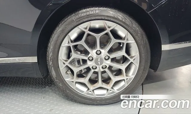 Genesis G80 RG3 — Фото автомобиля 6