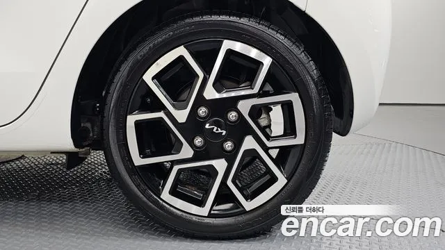 Kia RAY Новый Kia Ray Signature — Фото автомобиля 21