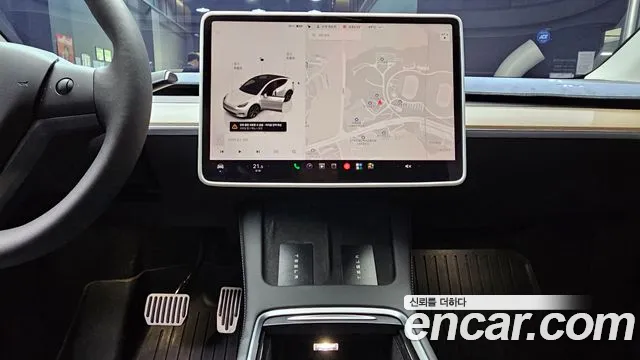 Tesla Model Y — Фото автомобиля 20