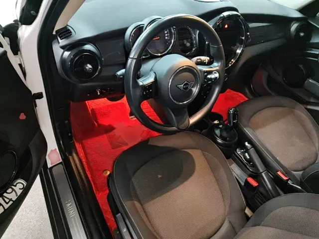 MINI Hatch — Фото автомобиля 20