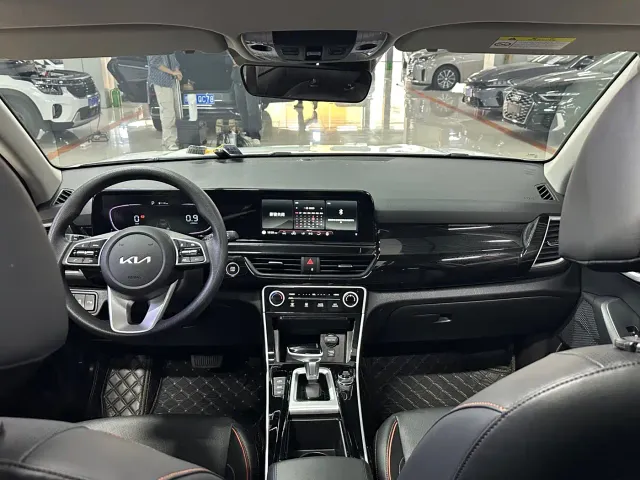 Kia Seltos — Фото автомобиля 10