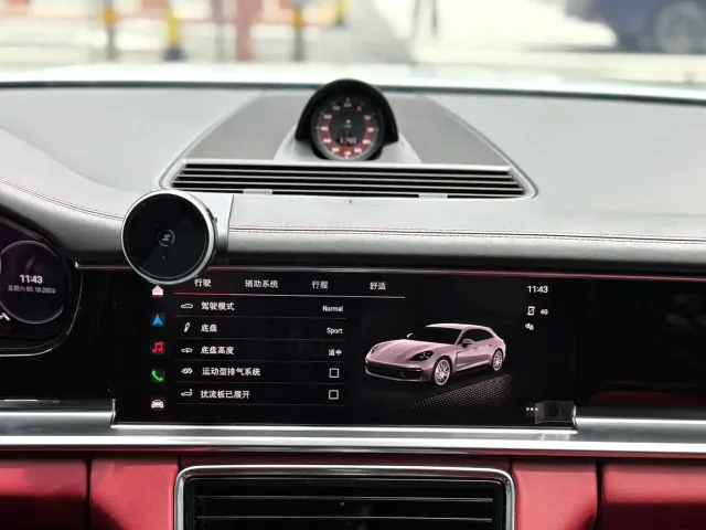 Porsche Panamera — Фото автомобиля 11