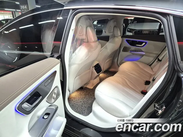 Mercedes-Benz EQE V295 — Фото автомобиля 11