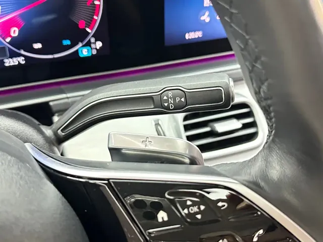 Mercedes-Benz GLE-Class — Фото автомобиля 18