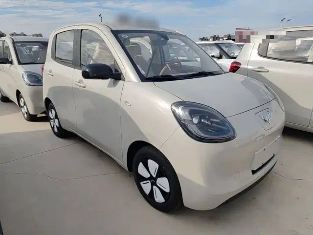 Wuling Hongguang Mini EV — Фото автомобиля 3