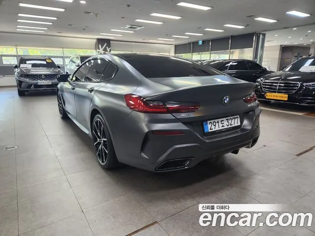 BMW 8-Series — Фото автомобиля 2
