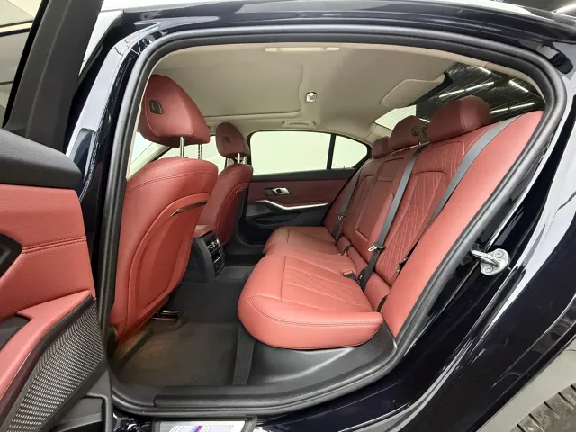 BMW 3 Series — Фото автомобиля 14