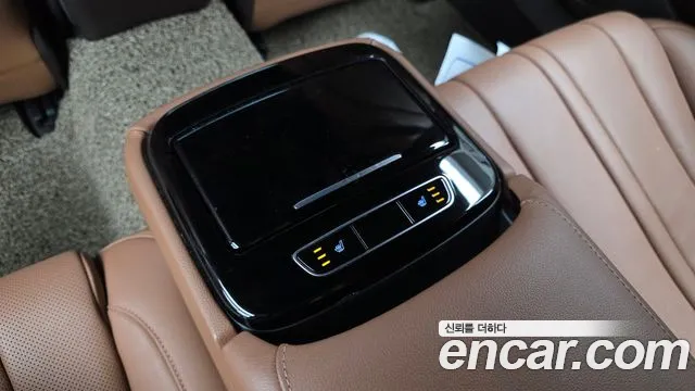 Genesis G80 Бензин 2.5 турбо AWD — Фото автомобиля 16