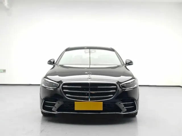 Mercedes-Benz S-Class — Фото автомобиля 2