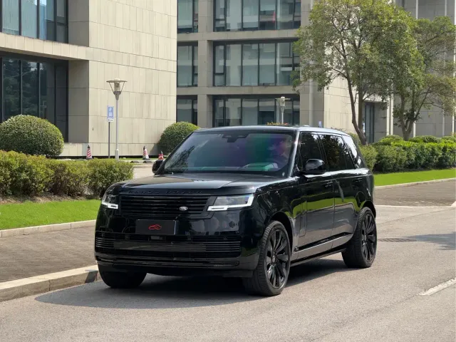 Фотография автомобиля — Land Rover Range Rover