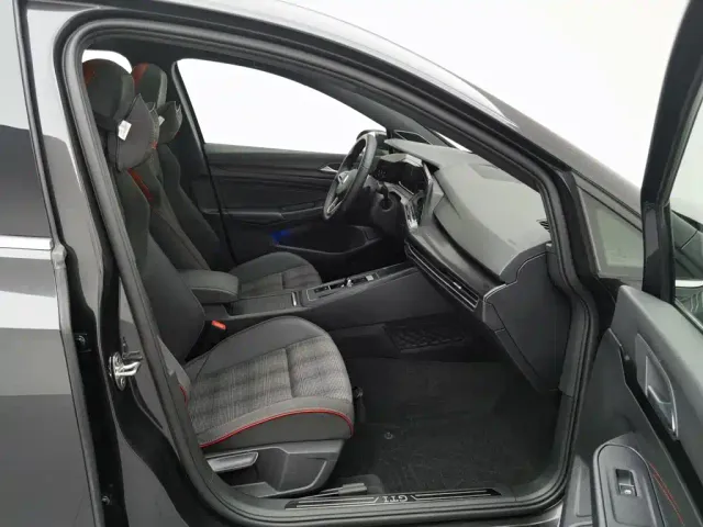 Volkswagen Golf GTI — Фото автомобиля 23