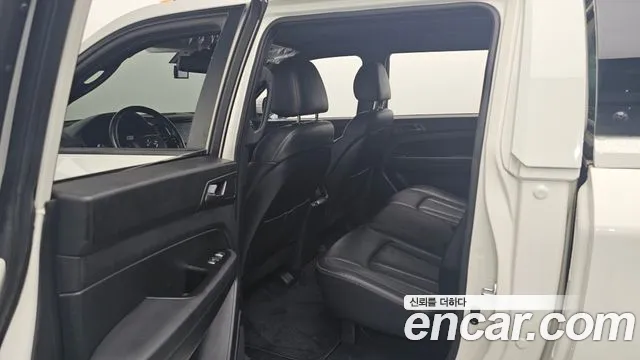 KG_Mobility_Ssangyong Rexton Новый Rexton Sport Khan Дизель 2.2 4WD — Фото автомобиля 12