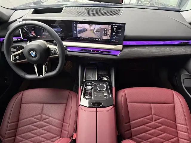 BMW 5 Series — Фото автомобиля 17