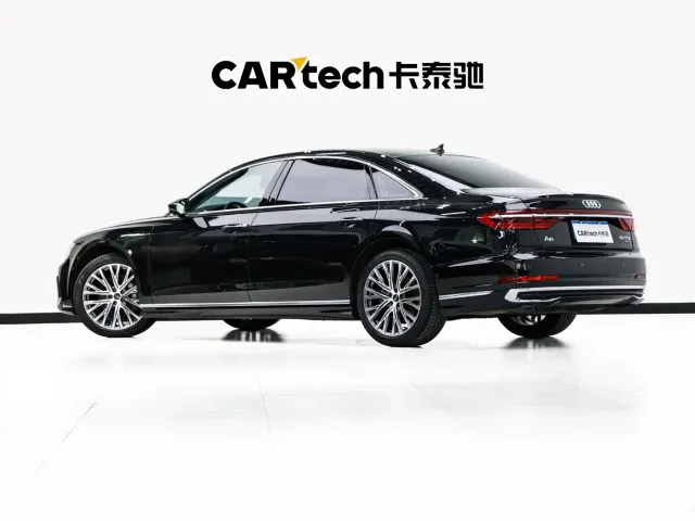 Audi A8 — Фото автомобиля 6