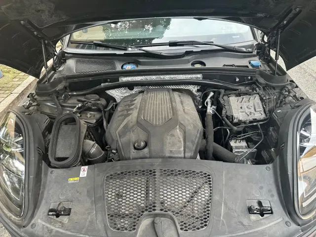 Porsche Macan — Фото автомобиля 12