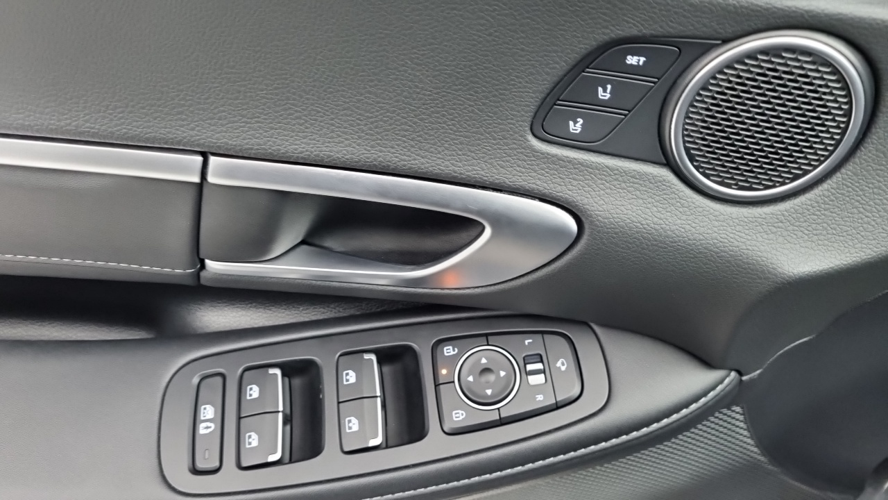 Hyundai Sonata — Фото автомобиля 15