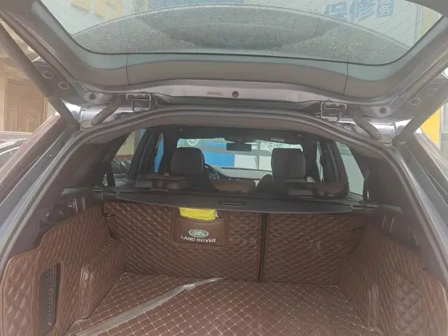 Land Rover Discovery Sport — Фото автомобиля 4