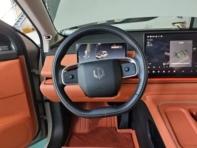 Leapmotor C10 — Фото автомобиля 10