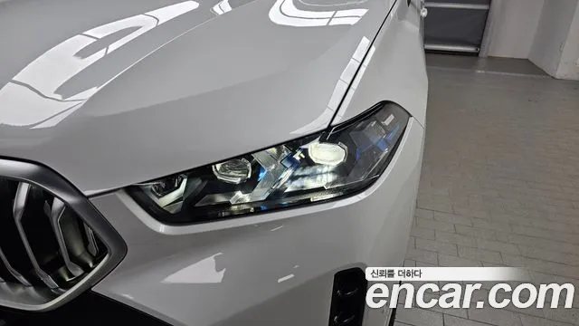 BMW X6 xDrive40i M Sport — Фото автомобиля 20