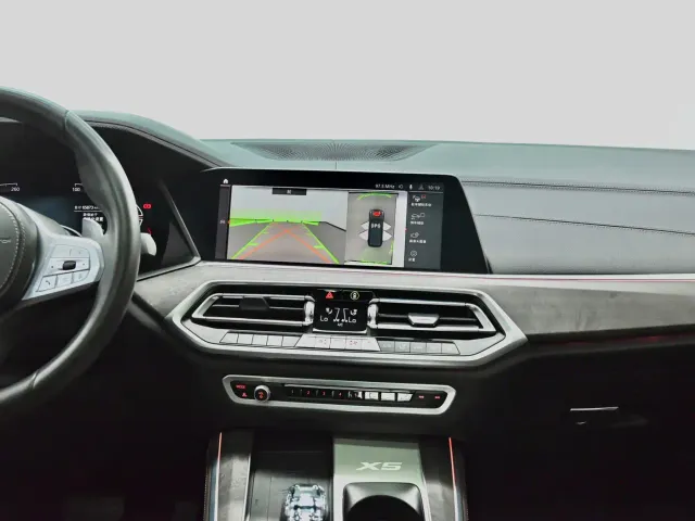 BMW X5 — Фото автомобиля 11