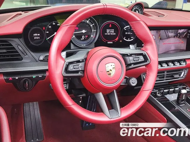 Porsche 911 992 — Фото автомобиля 13