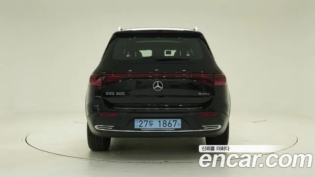 Mercedes-Benz EQB — Фото автомобиля 4