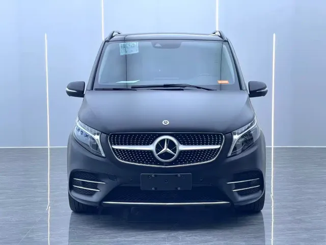 Mercedes-Benz V-Class — Фото автомобиля 2