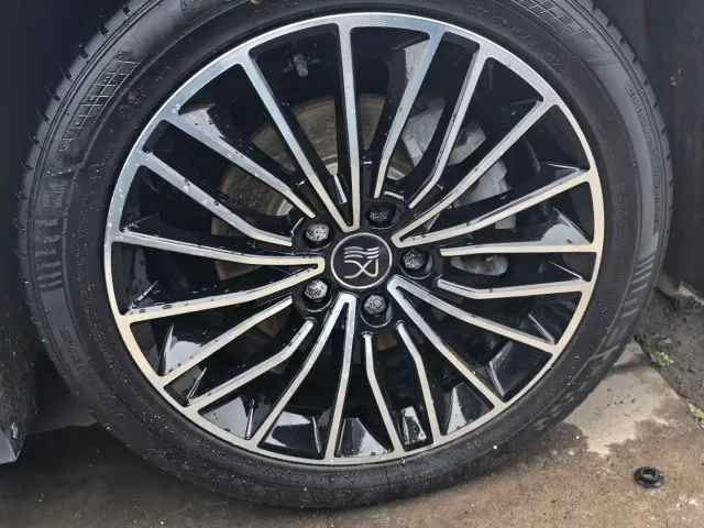 BYD Han 2022 DM-i 121KM Premium Edition — Фото автомобиля 5