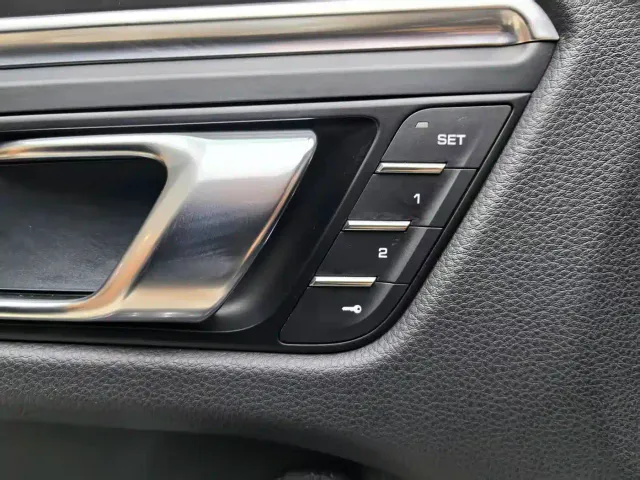 Porsche Macan — Фото автомобиля 13