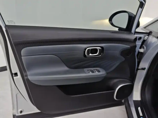 GAC Aion UT — Фото автомобиля 7