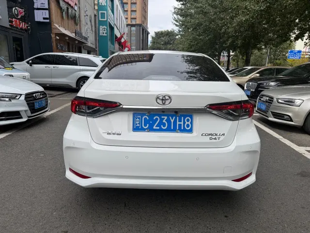 Toyota Corolla — Фото автомобиля 4