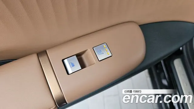 Hyundai Grandeur GN7 — Фото автомобиля 25