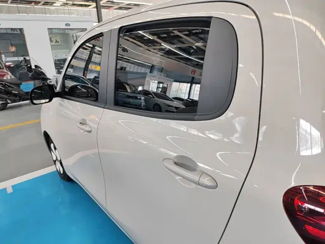 Wuling Hongguang Mini EV — Фото автомобиля 4