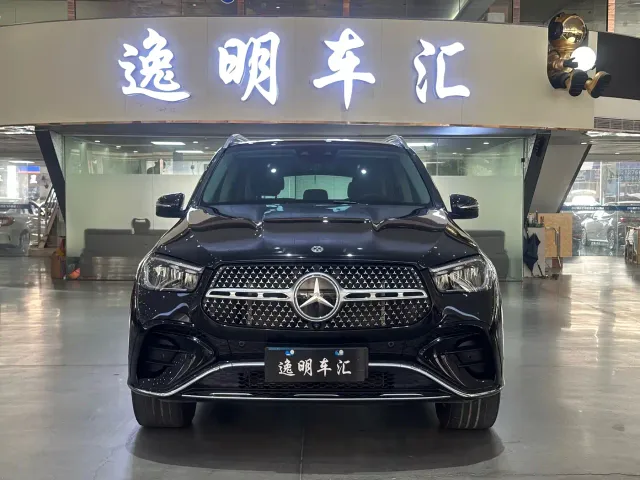 Mercedes-Benz GLE-Class — Фото автомобиля 2