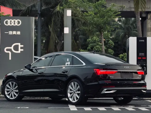 Audi A6L — Фото автомобиля 17