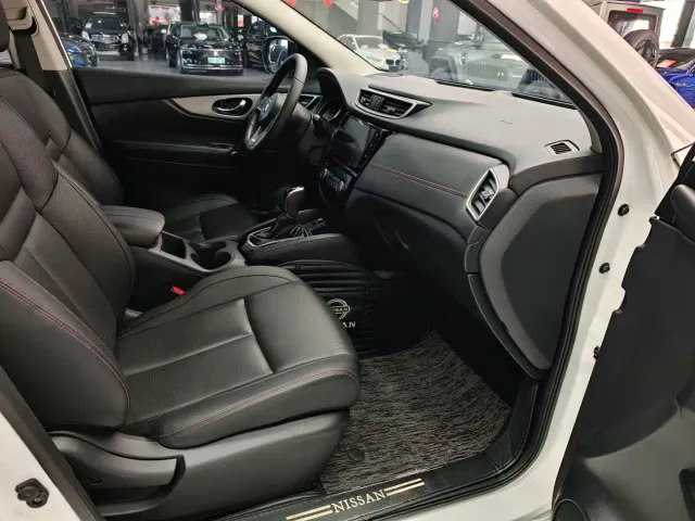Nissan Qashqai — Фото автомобиля 16