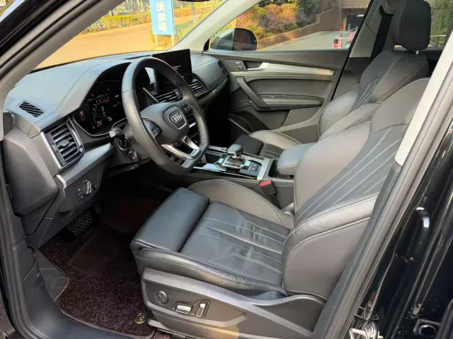 Audi Q5L — Фото автомобиля 4