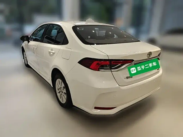 Toyota Corolla — Фото автомобиля 6