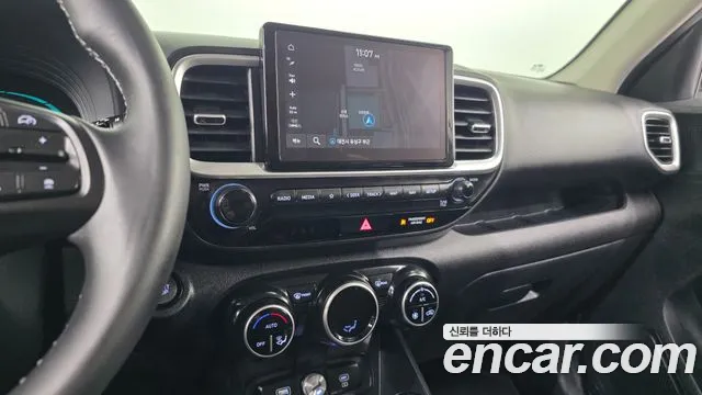 Hyundai Venue — Фото автомобиля 19
