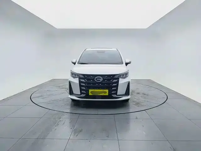GAC Trumpchi M6 — Фото автомобиля 2