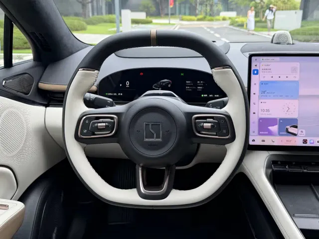 ZEEKR Zeekr 007GT 2025 AWD Smart Drive 75kWh — Фото автомобиля 11