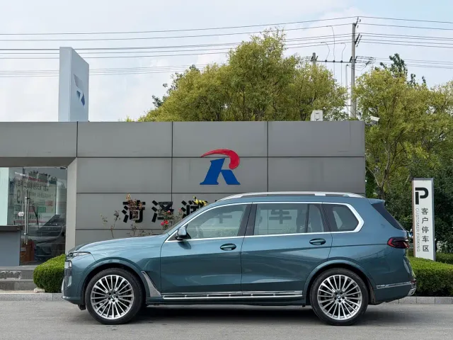 BMW X7 — Фото автомобиля 6