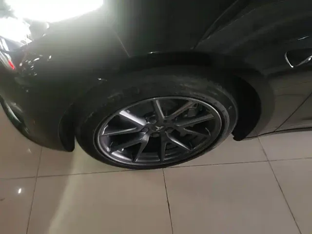 Tesla Model 3 — Фото автомобиля 22